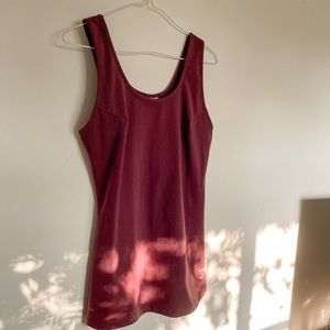 maroon gymshark tank